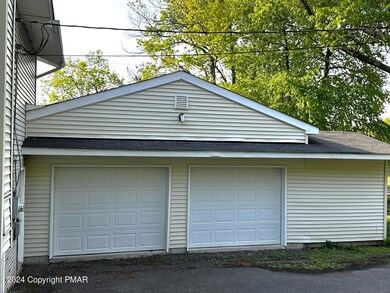 155 Skyview Cir, Effort, PA 18330 - photo 7