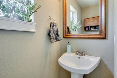 1/2 bath