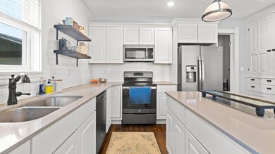 1621 Franklin St, Cedar Falls, IA 50613 - photo 6