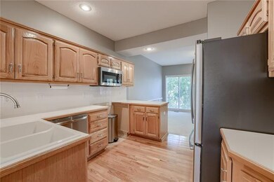 13804 W 58th Terrace, Shawnee, KS 66216 - photo 5