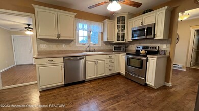 Kitchen 3