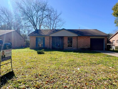 5725 Melanite Ave, Houston, TX 77053 - photo 2