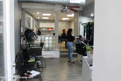 527 Cedar Ave, Scranton, PA 18505 - photo 2