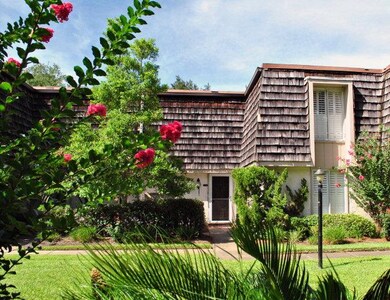 207 Palm Dr, Saint Simons Island, GA 31522 - photo 2