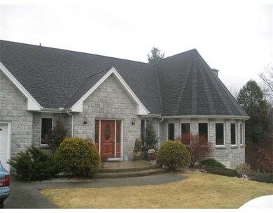 202 Woodland Cir unit B, Ludlow, MA 01056 - photo 2