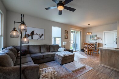 3120 SW 28th St, Redmond, OR 97756 - photo 3