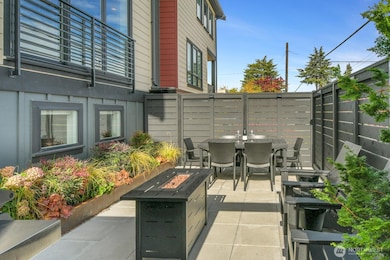 302 6th Ave S, Edmonds, WA 98020 - photo 2