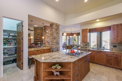6) KITCHEN