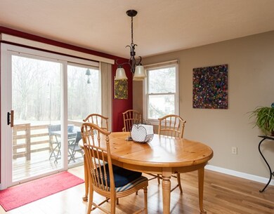 56 Pinecrest Village unit 56, Hopkinton, MA 01748 - photo 5