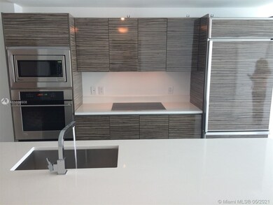 Icon Bay unit 2004, Miami, FL 33137 - photo 2