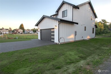 409 E 2nd St, Nooksack, WA 98276 - photo 7