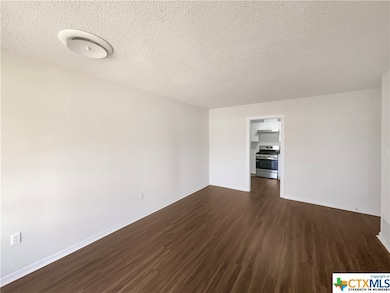 101 Hardeman St, Copperas Cove, TX 76522 - photo 6