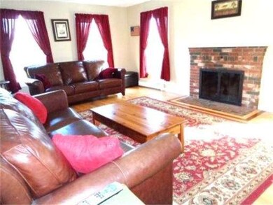 2 Sullivan Blvd, Oxford, MA 01540 - photo 6