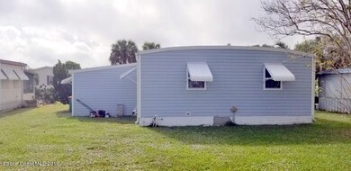 853 Hawthorn Cir, Sebastian, FL 32976 - photo 6