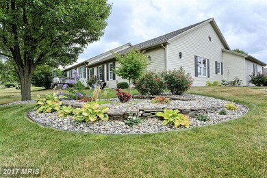 407 Deborah Ct, Chambersburg, PA 17201 - photo 5