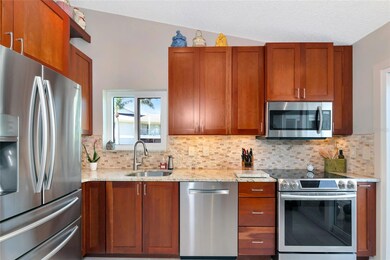 979 Waterside Ln, Bradenton, FL 34209 - photo 7