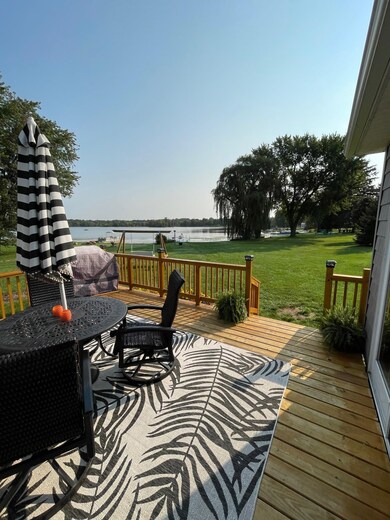BREATHTAKING VIEWS FROM DECK