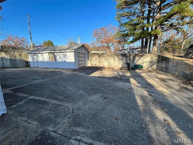 21987 Teak Ln, Saint Robert, MO 65584 - photo 2