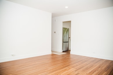 3102 Wilshire Ave, Markham, IL 60428 - photo 5