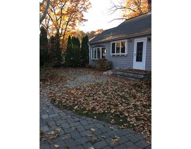11 Bond St, Swampscott, MA 01907 - photo 5