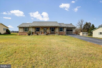 9231 Branch St, Greencastle, PA 17225 - photo 2