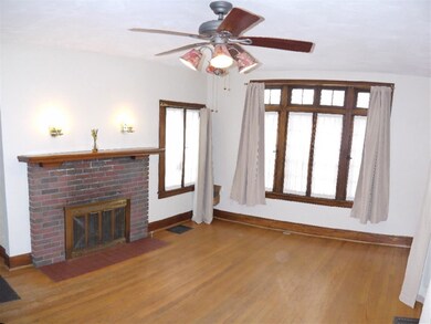1026 W 17th St, Davenport, IA 52804 - photo 5