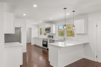 370 E Boundary Dr, Spartanburg, SC 29303 - photo 4