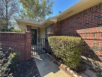 1003 Markham Ln unit B, Austin, TX 78753 - photo 3