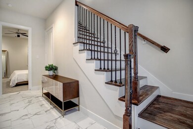 2926 Alice St, Houston, TX 77054 - photo 2