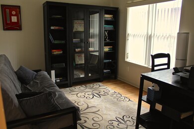OFFICE/DEN