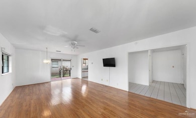 313 Mcfadden Dr unit 8, Brownsville, TX 78520 - photo 3