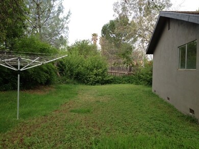 2641 Belladonna St, Redding, CA 96002 - photo 4