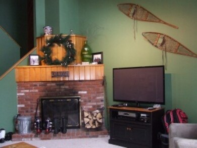 12 Greenridge Rd unit 3, Lincoln, NH 03251 - photo 2