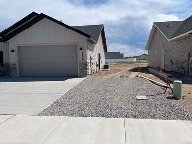 1229 Terra Ave, Twin Falls, ID 83301 - photo 2