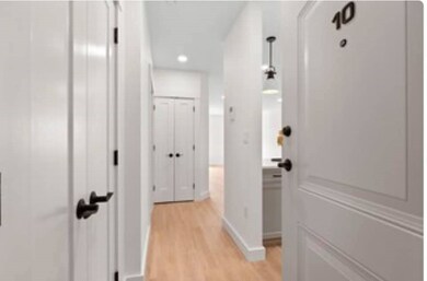 301 North Ave unit 7, Wakefield, MA 01880 - photo 4