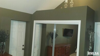 3507 W Queen Ann Ct, Peoria, IL 61615 - photo 6