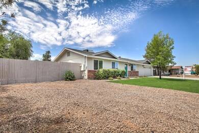 2641 E Juanita Ave-2