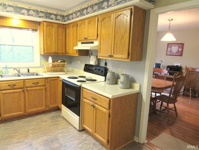 805 W Rosewood Dr, Bloomington, IN 47404 - photo 6