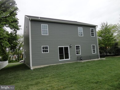 1202 Valley Rd, Pasadena, MD 21122 - photo 5