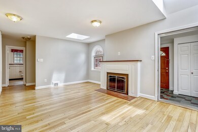 2023 Lansdowne Way, Silver Spring, MD 20910 - photo 4