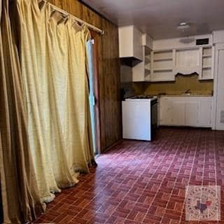 211 Shellwood Dr, Wake Village, TX 75501 - photo 5