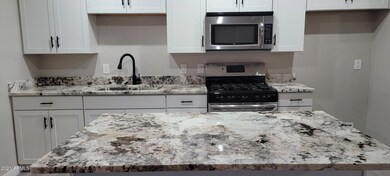 7914 W Clarendon Ave, Phoenix, AZ 85033 - photo 3