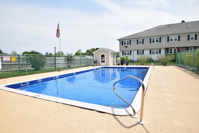 18South Pool1