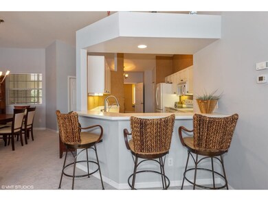 BREAKFAST BAR