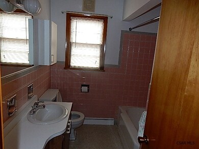 475 Duwell St, Johnstown, PA 15906 - photo 7