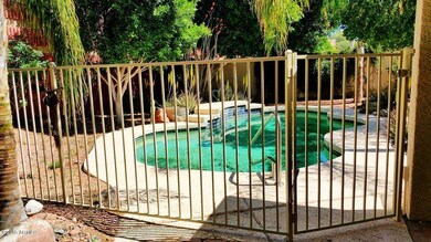 Sparkling Play Pool
