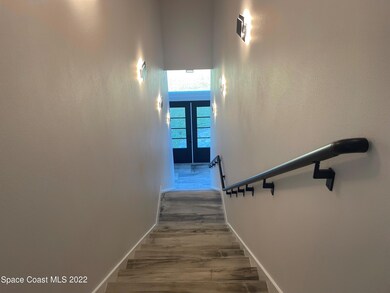 ENTRANCE1