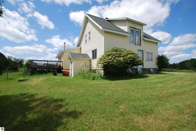 1734 Green Rd, West Branch, MI 48661 - photo 6