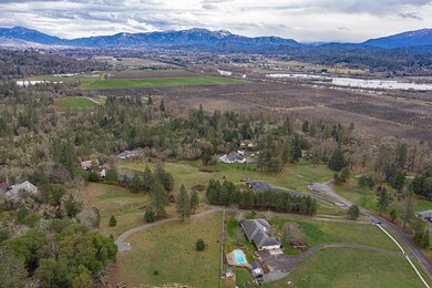 150 Kimberly Way, Grants Pass, OR 97526 - photo 3