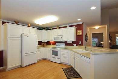 105 Northlight Way unit 46, Fitchburg, WI 53711 - photo 6